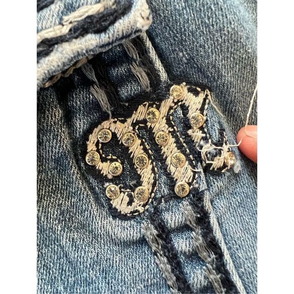 Miss Me Ripped Distressed Rhinestone Embroidered Boot Cut Jeans 29 - Picture 5 of 8